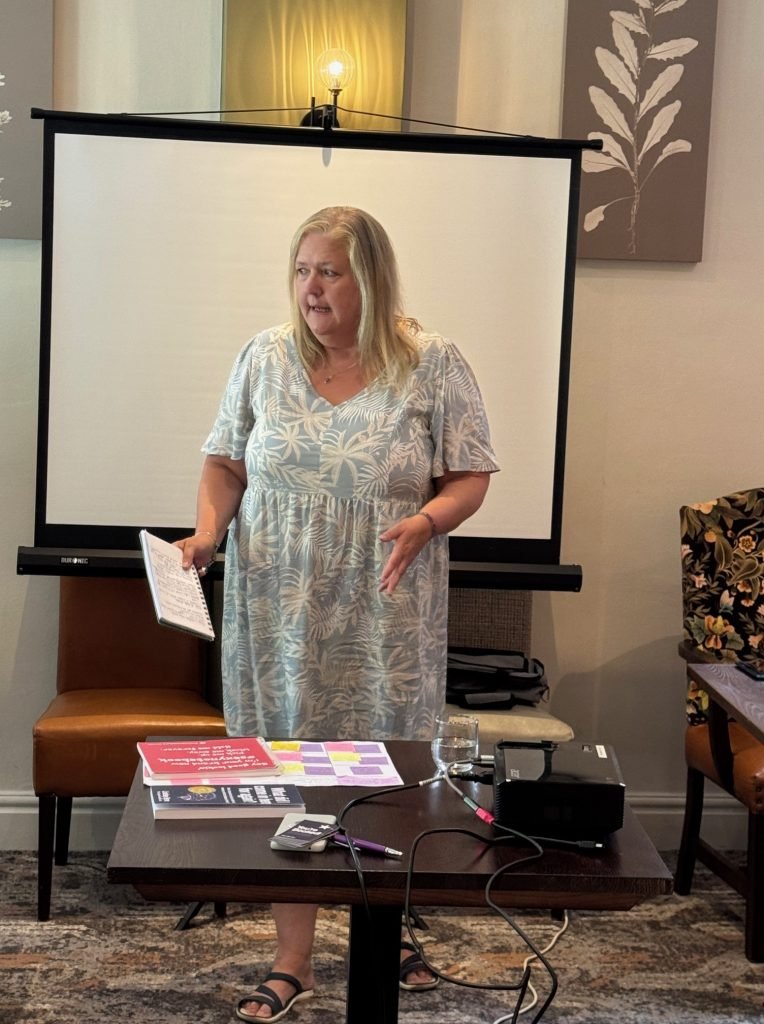 BNSL - a supportive networking environment where Leicestershire business owners build relationships and exchange quality referrals.